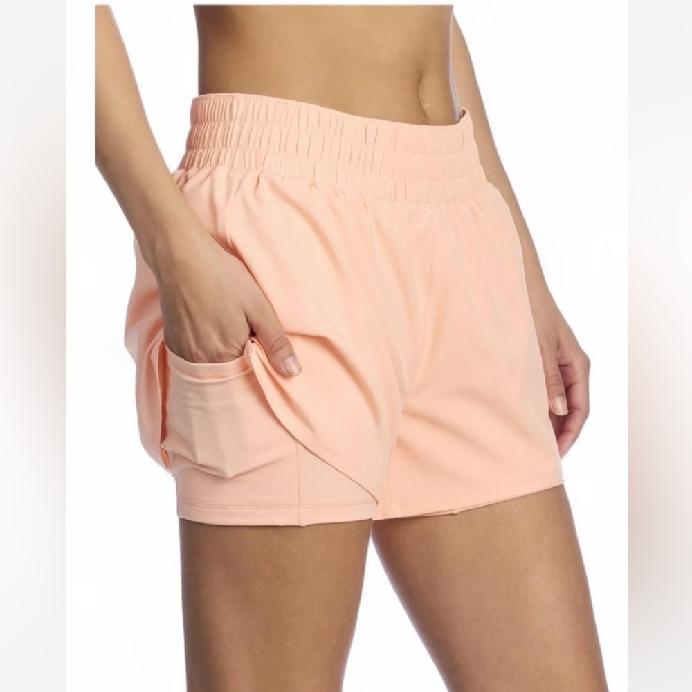 NWT Reebok Women's Reflux Running Athletic Shorts - Peach Nectar - Picture 3 of 5